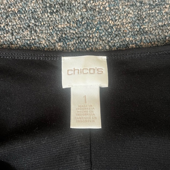 Chicos size 1 leopard print blouse - Picture 2 of 2